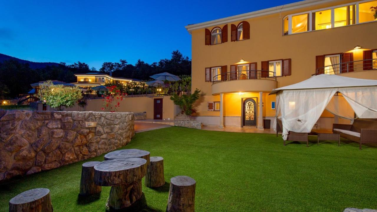 Apartments Villa Bv Opatija Ngoại thất bức ảnh