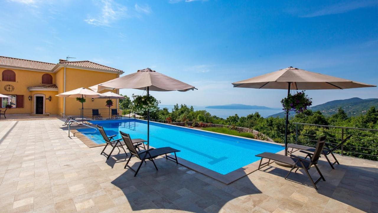 Apartments Villa Bv Opatija Ngoại thất bức ảnh