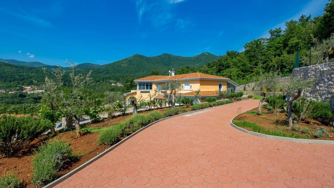 Apartments Villa Bv Opatija Ngoại thất bức ảnh
